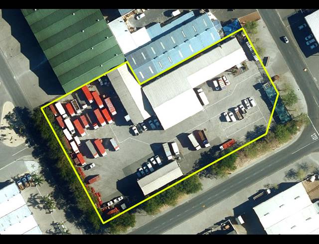 2,000M² FACTORY RENTED IN SAXENBURG PARK 1
